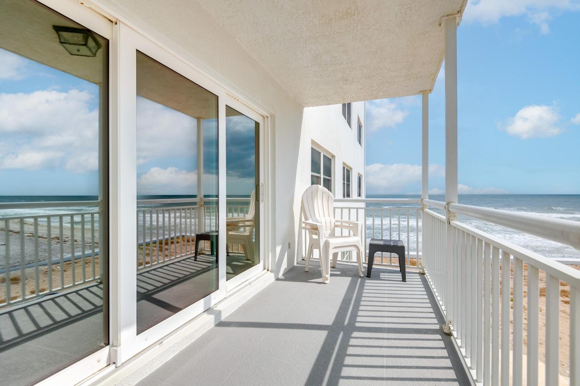 Walk To Shore Satellite Beach Condo With Ocean View Kültér fotó